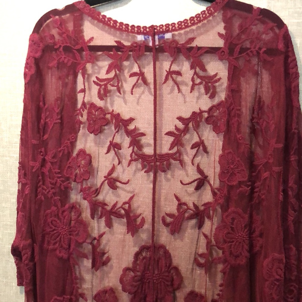 Lace Duster - Picture 5 of 5